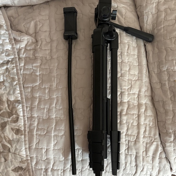 Adjustable Black Tripod with Phone Holder - Picture 2 of 4